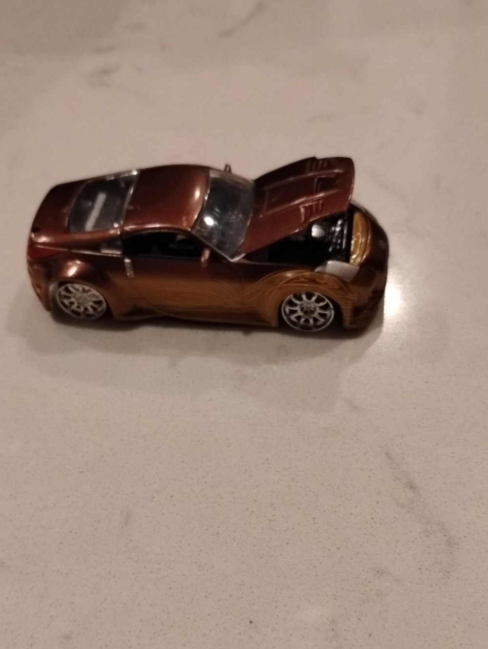 Nissan 350Z In Metallic Bronze (No Tires) - Picture 13 of 14